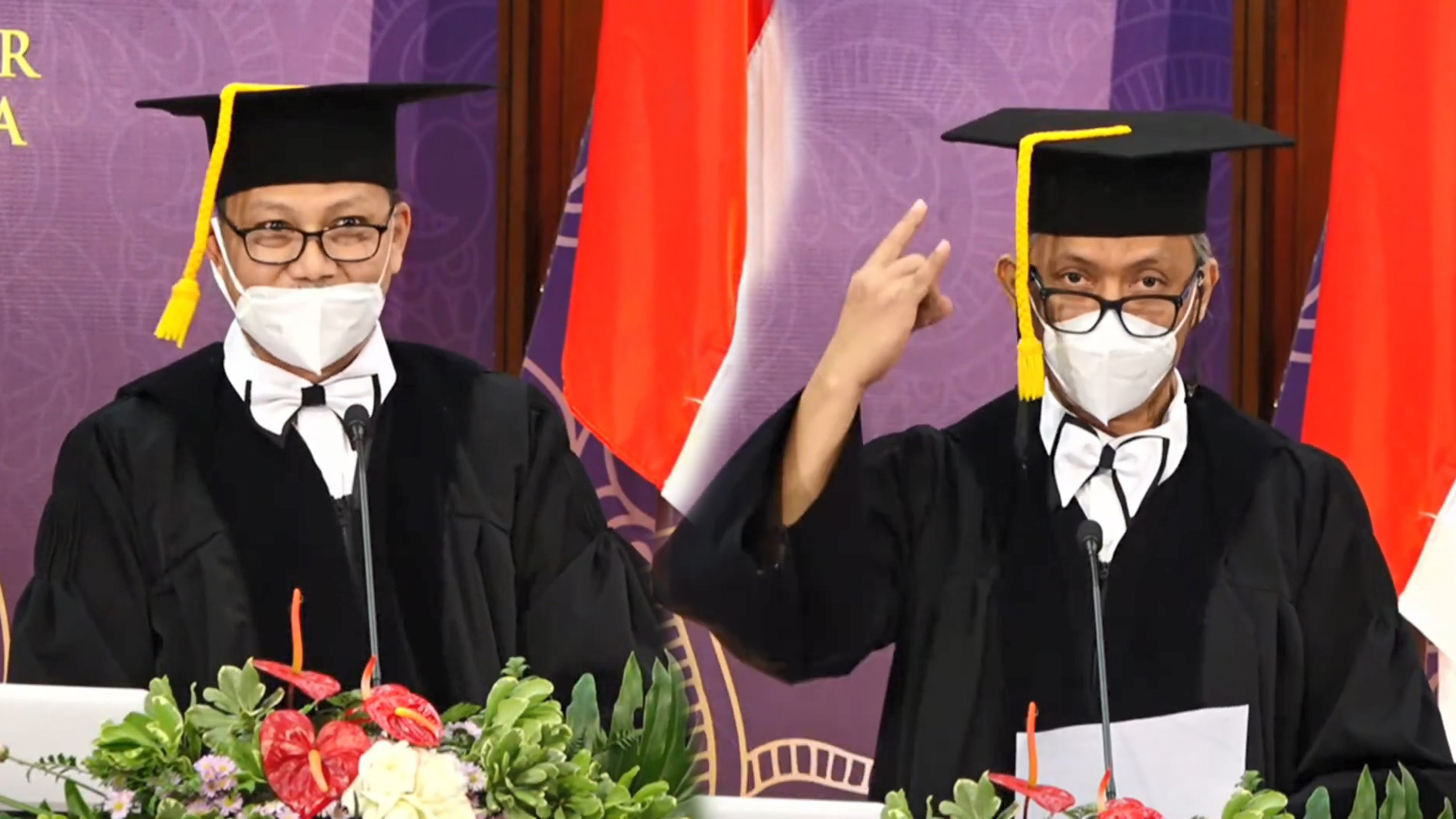 Pengukuhan Prof Djarot B Darmadi dan Prof Anindito